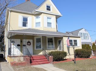 22 Drummond Pl, Red Bank, NJ 07701