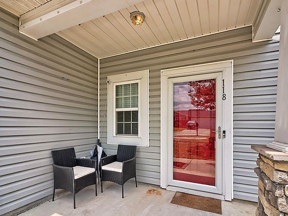 4th image of 118 Harvest Grove Ln