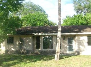 3221 Woodland Dr, Edgewater, FL 32141