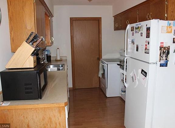 5th image of 1705 Rosewood Ave S