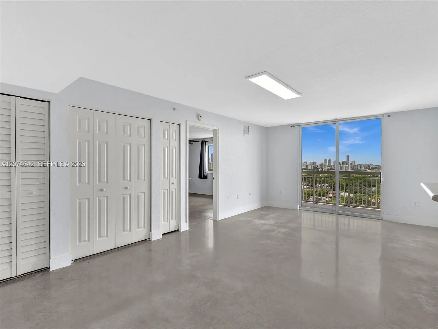 Seybold Pointe Condo — Photo 3