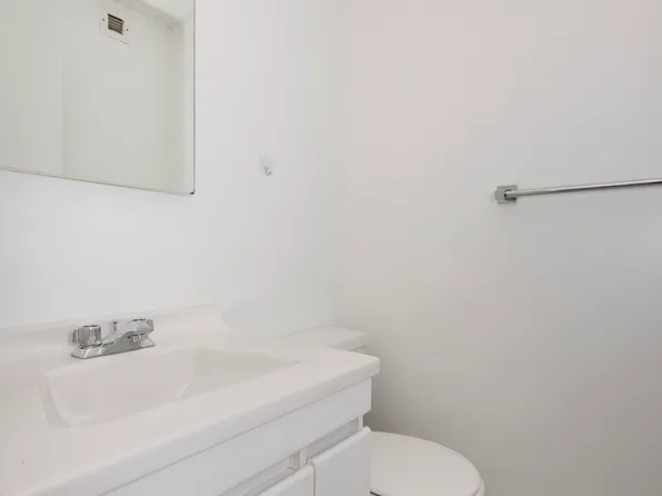 429 East 52nd Street image 6 of 14