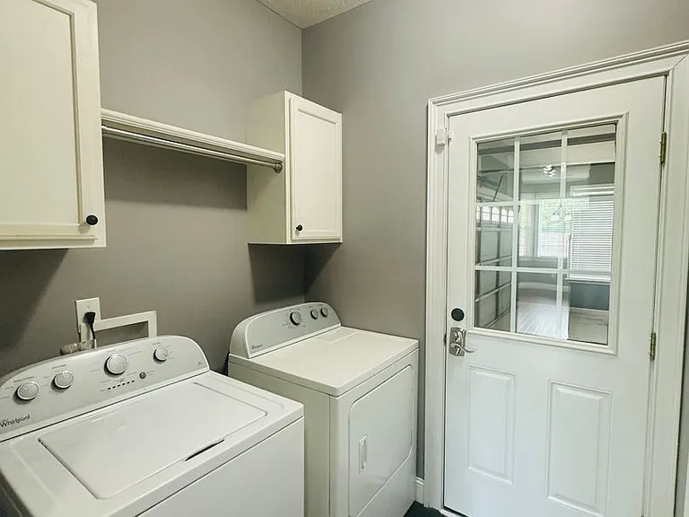 709 Loudon Hill Dr — Photo 15