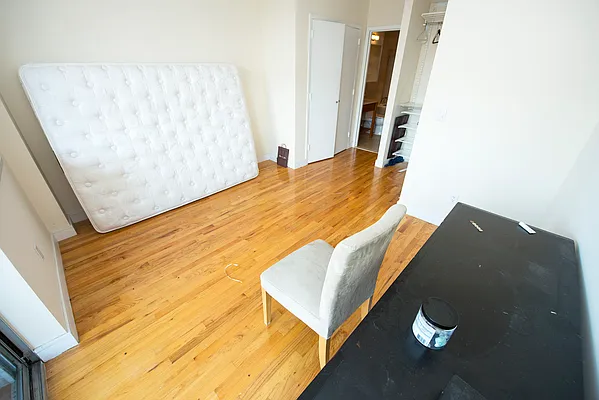 Rented by Nolita Group | media 26