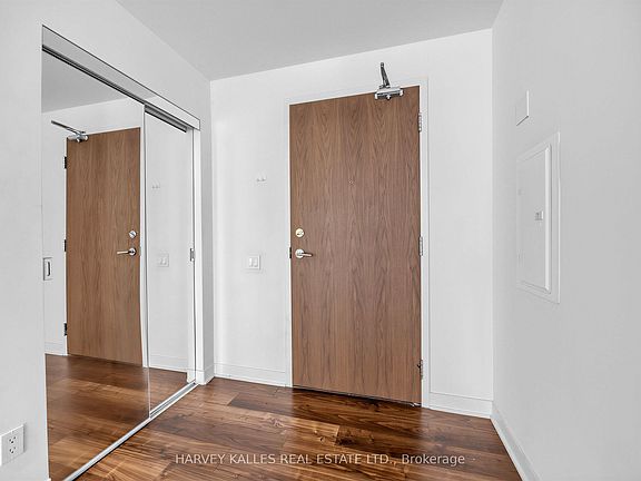4th image of 90 Queens Wharf Rd Unit 608