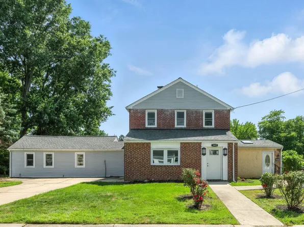 1805 Bellewood Rd, Wilmington, DE 19803