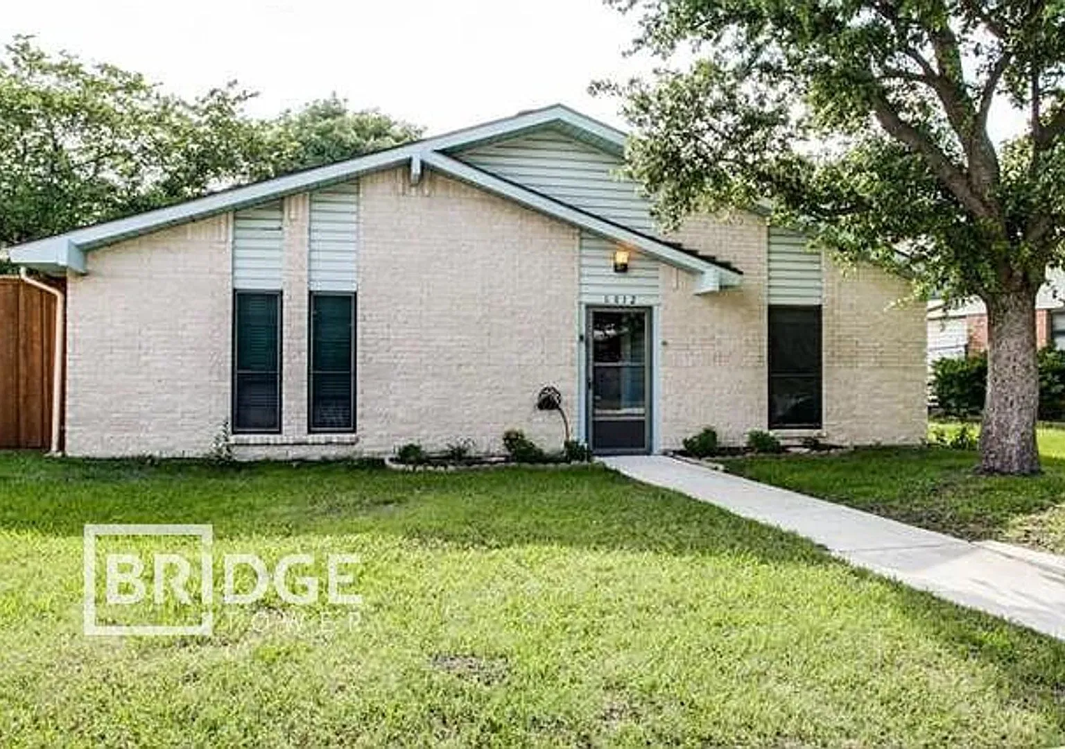 6012 Cedar Lane Rowlett, TX 75089-3122 — Photo 1