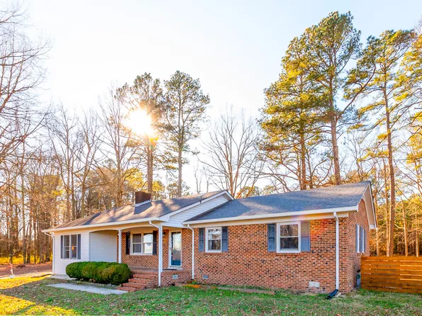 11382 Gaskill Farm Rd, Whitakers, NC 27891