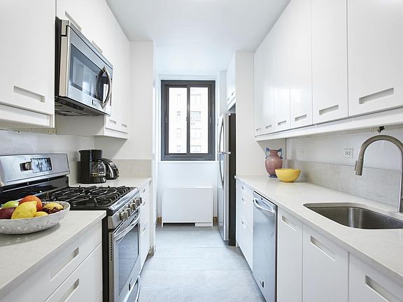 2nd image of 40 E 94th St APT 8F