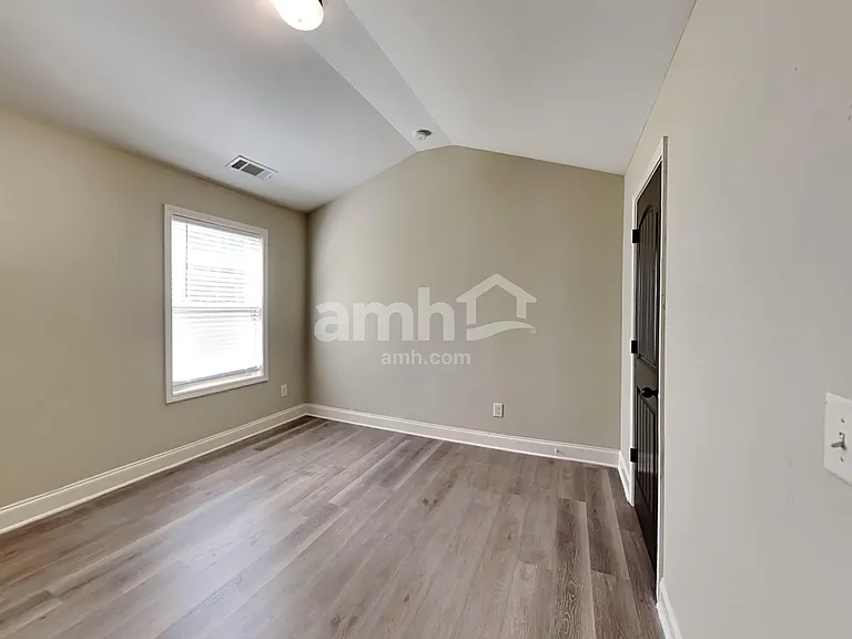 250 Randy Rd — Photo 18