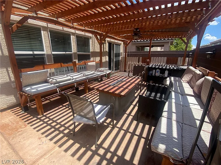 9833 Dryden Ct — Photo 31
