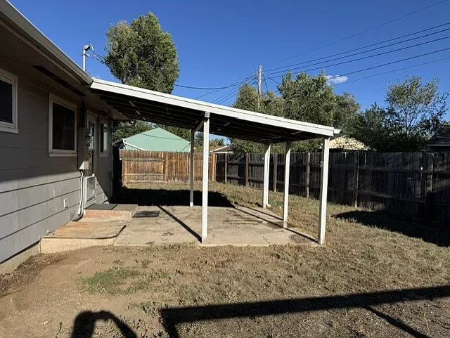 3 bed, 925 sqft, $1,700 — Photo 3