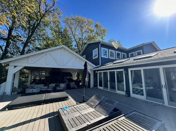 (undisclosed Address), Hartland, WI 53029