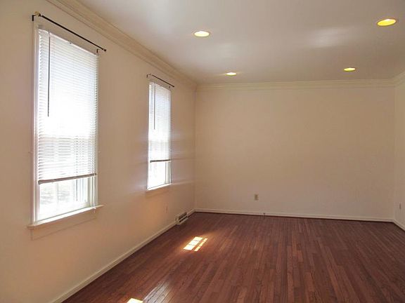 2nd image of 2306 Chowning Pl