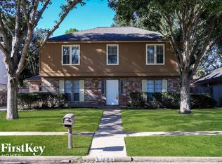 10306 Waving Fields Dr, Houston, TX 77064