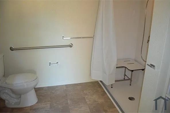 2830 Stockton Blvd — Photo 13
