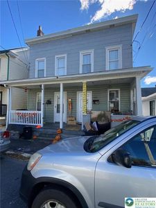 207-209 E McMurtrie St, Summit Hill, PA, 18250