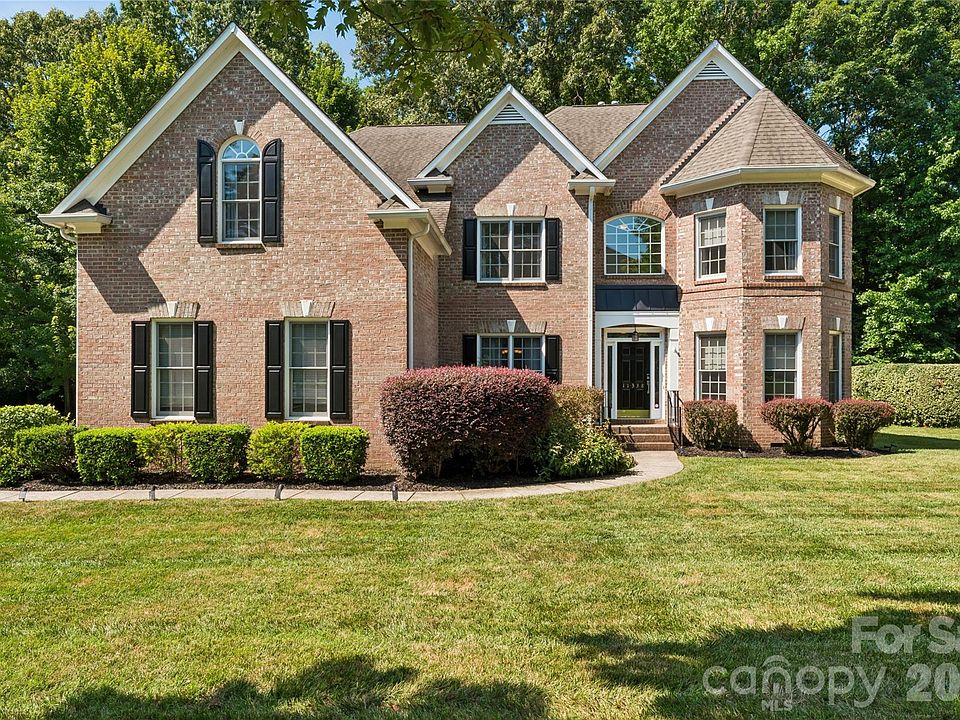 1st image of 11338 Canoe Cove Ln
