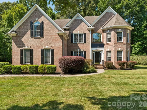 11338 Canoe Cove Ln, Huntersville, NC 28078