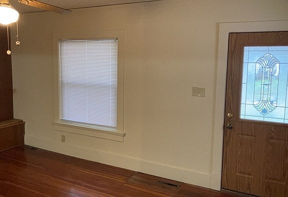 5th image of 2924 Martel Dr