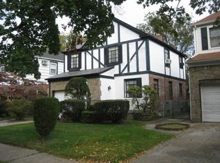 7335 196th St, Fresh Meadows, NY 11366