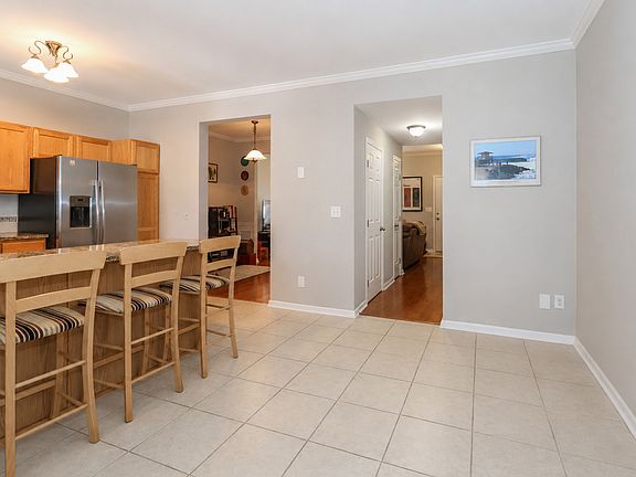 4th image of 17819 Delmas Dr