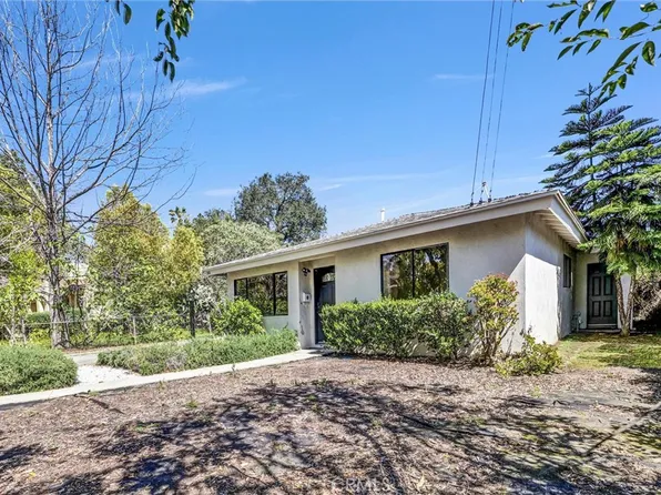 290 N Oak Ave, Pasadena, CA 91107