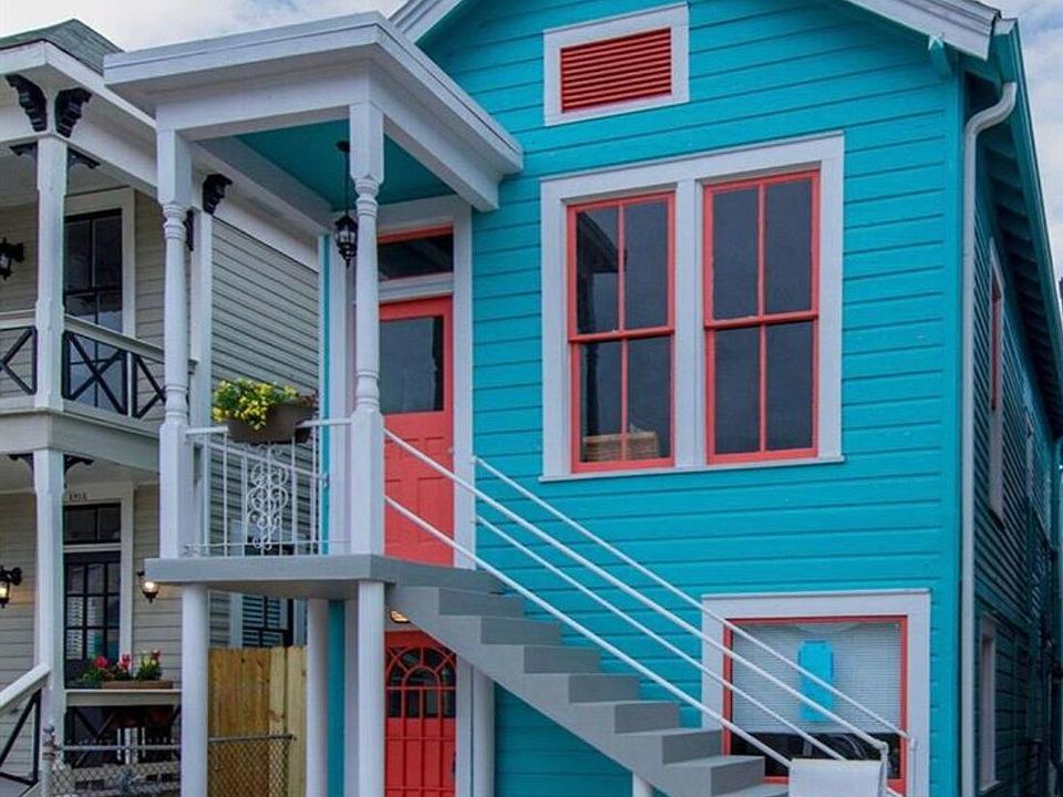 Street view, lower unit