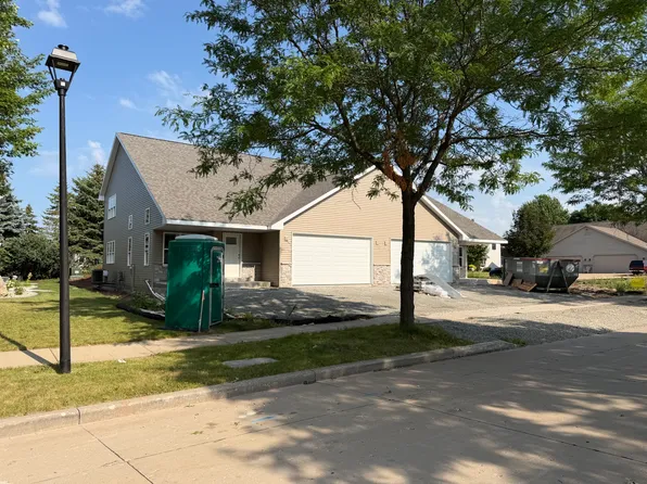 765 Highview Ln #763, Kimberly, WI 54136