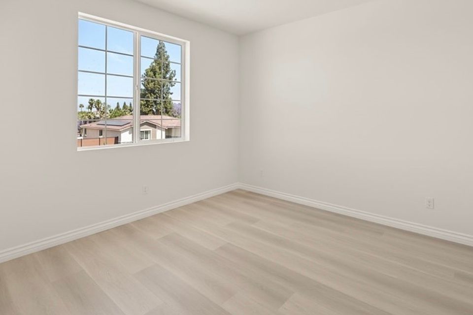 1st image of 14584 Sleepy Creek Dr #2-4