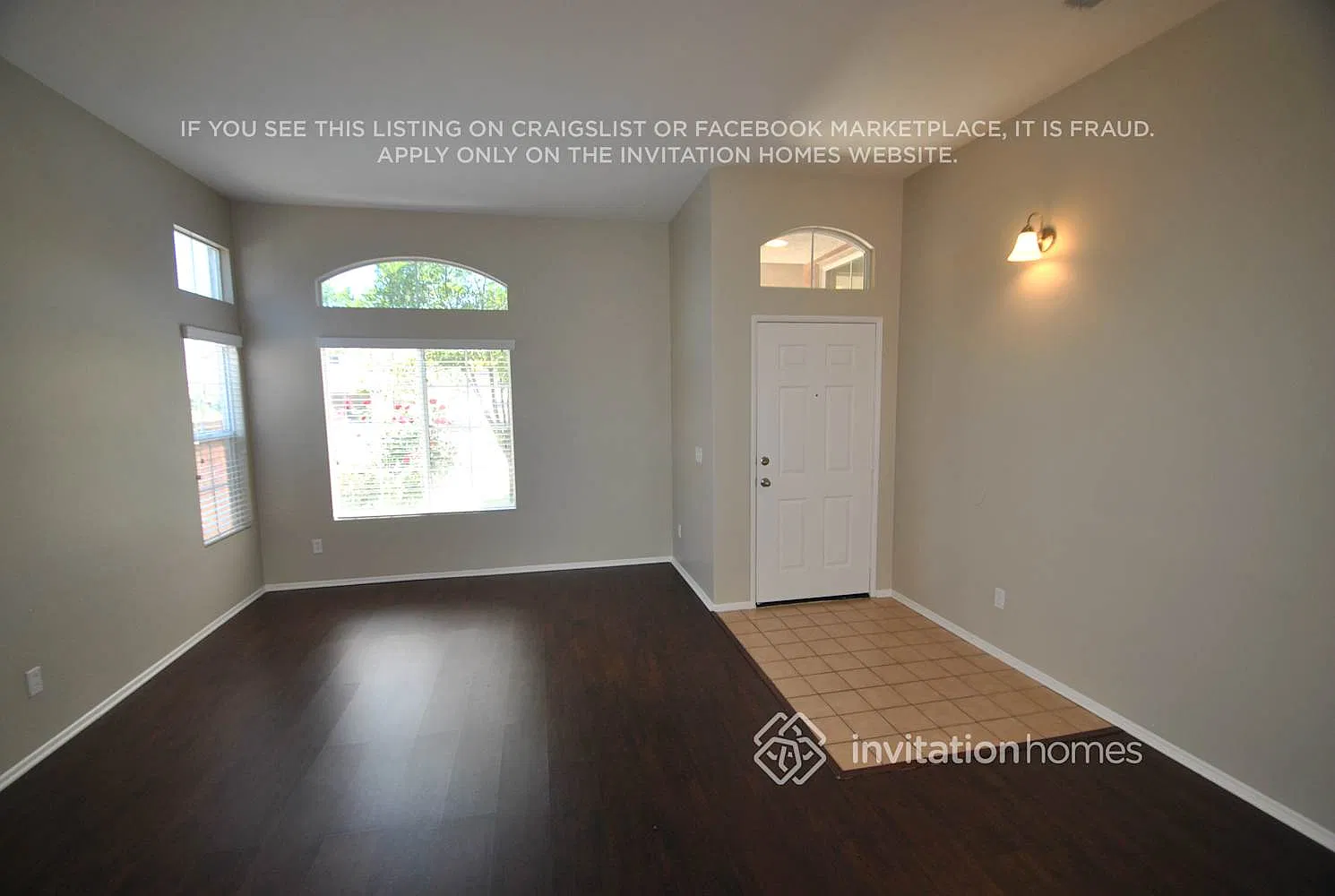39520 Saint Honore Dr Murrieta, CA 92563 — Photo 2