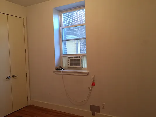 Rented by JW Real Estate Services LLC | media 31