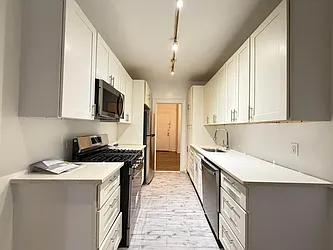 1809 Albemarle Road, #B28