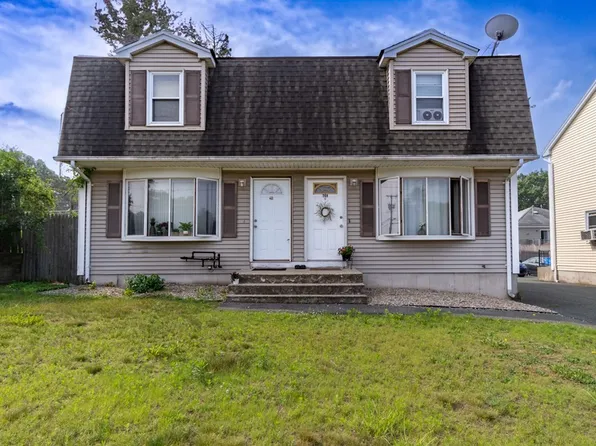 209-211 Verge St, Springfield, MA 01129