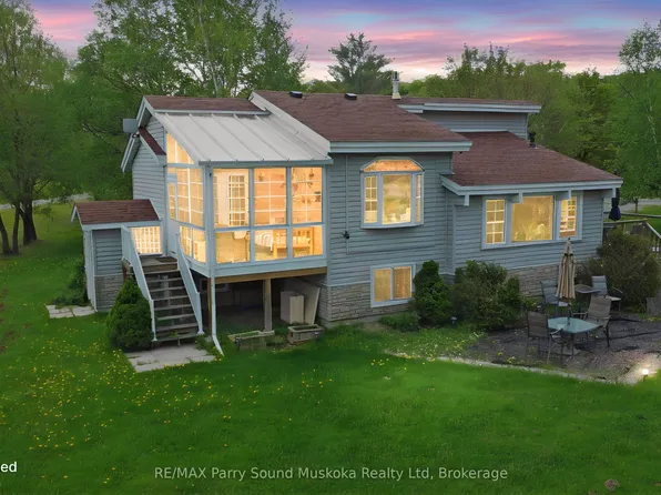 5 Meharg Dr, McKellar, ON P2A 0B5