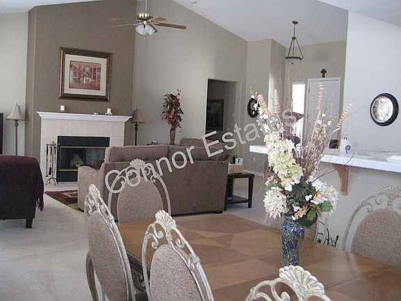 Dining / Living Room