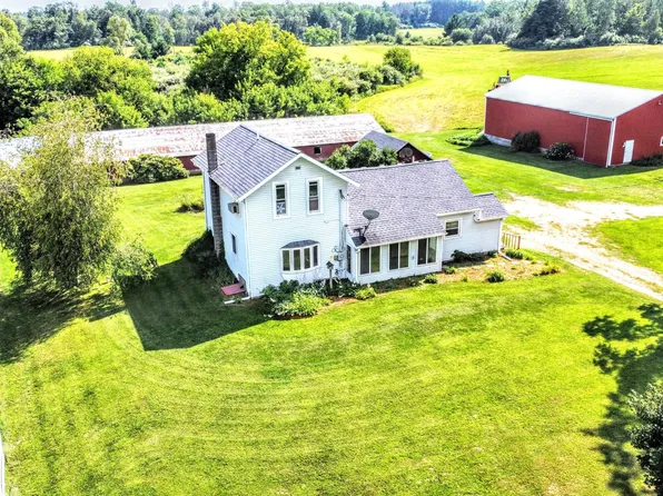 9426 E One Mile Rd, White Cloud, MI 49349