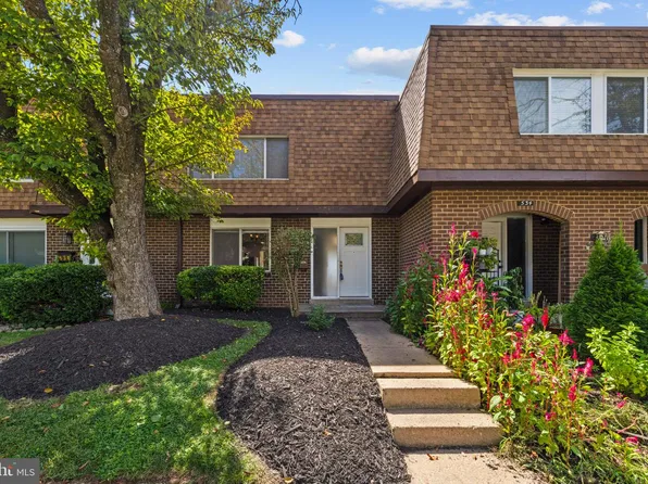 536 W Deer Park Rd #536, Gaithersburg, MD 20877