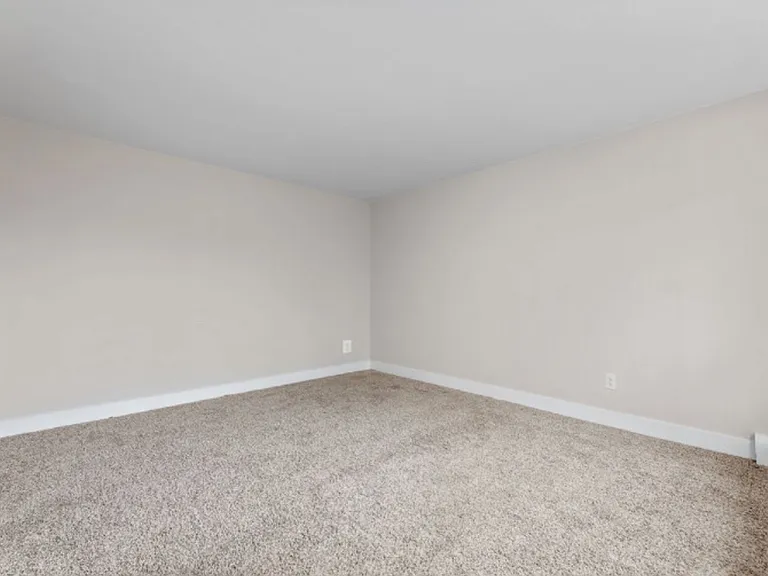 245 S 2nd St #2 — Photo 21