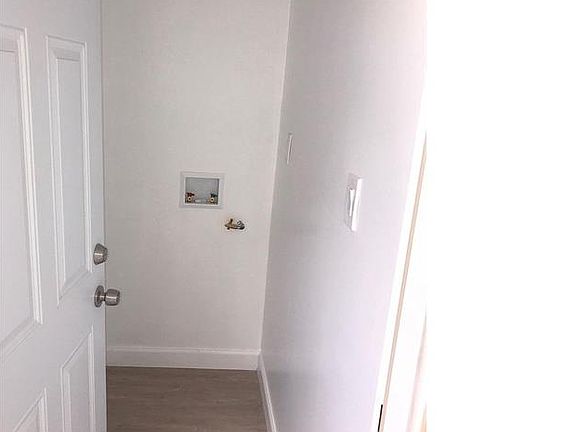5th image of 3104 Ganahl St