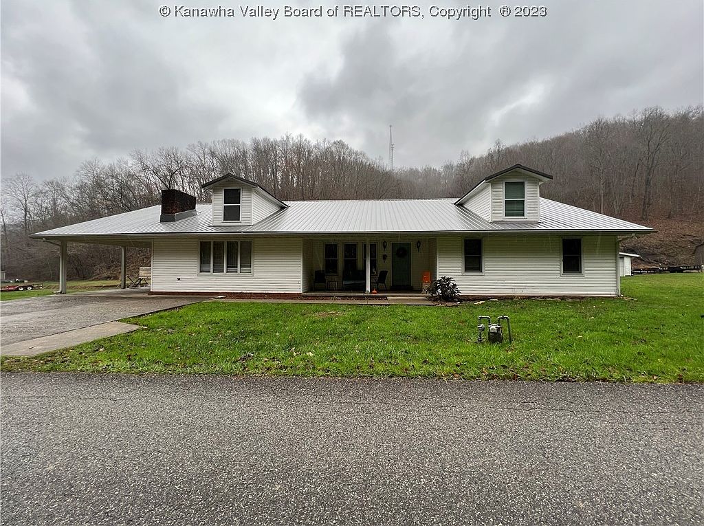 58 Dog Fork Rd, Chapmanville, WV 25508 | Zillow