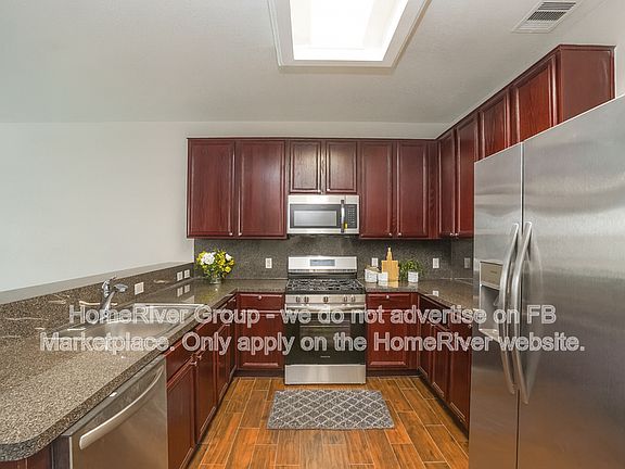 4th image of 14815 Hillside Woods Ct