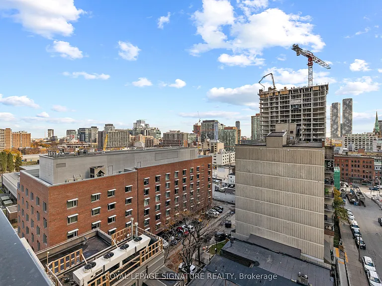 47 Mutual St #1002 — Photo 24