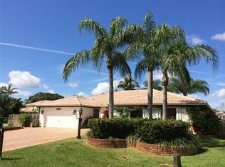 14921 Archerhall St, Davie, FL 33331