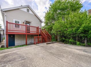 2169 N Rockwell St #R, Chicago, IL 60647