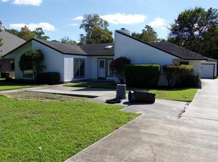 12111 Walden Rd, Montgomery, TX 77356