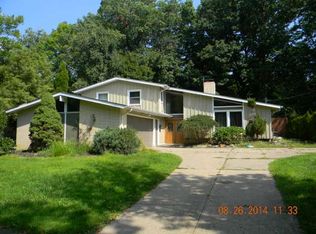 3715 Runnymede Blvd, Cleveland Heights, OH 44121
