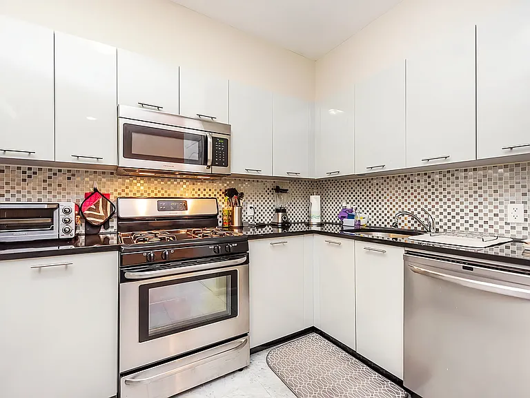 37-34 29th St #4D — Photo 11