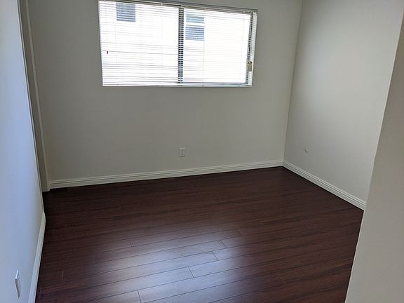 5th image of 1036 Brittania St APT 11