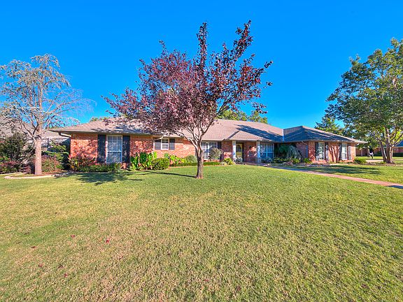 2nd image of 4001 Thunderbird Dr